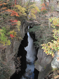 新秋保橋から見た紅葉