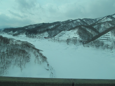月山道にてバスの車窓風景