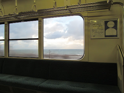 羽越本線車窓から見える海