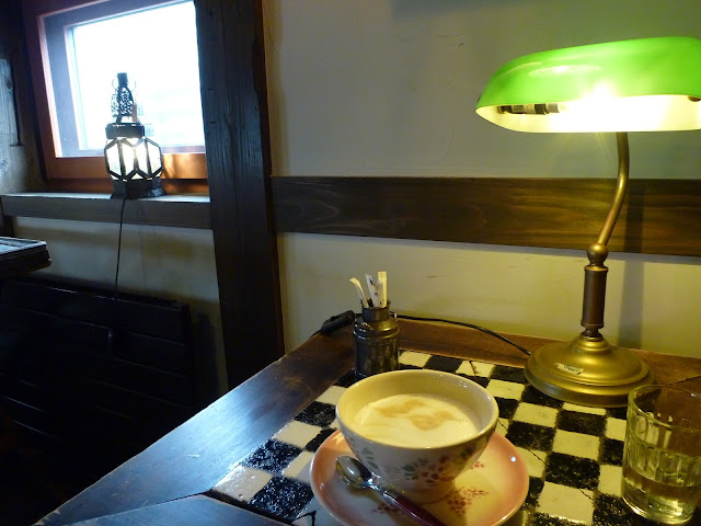 カフェTiTi隅っこの席