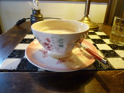 大きなカップでカプチーノ